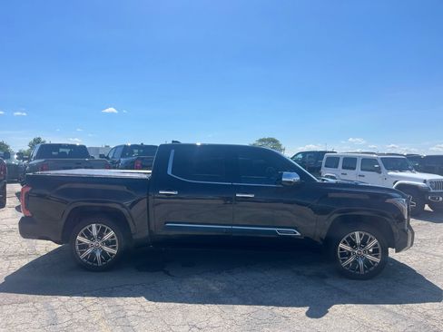 Used 2022 Toyota Tundra Capstone AWD/4WD image 5