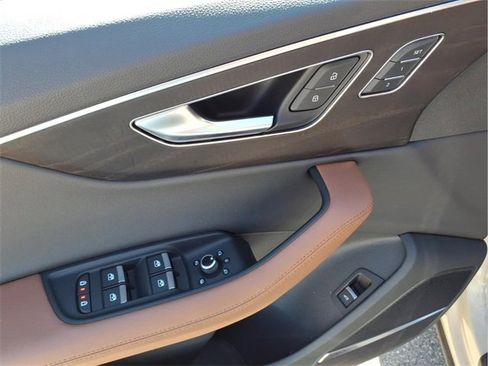 Used 2023 Audi Q7 2.0T Premium Plus w/ Premium Plus Package image 13