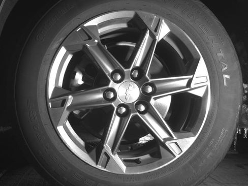 Used 2025 Chevrolet Blazer LT FWD image 12