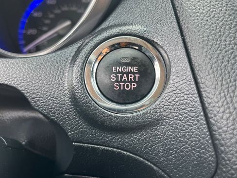 Used 2018 Subaru Outback 3.6R Touring image 18