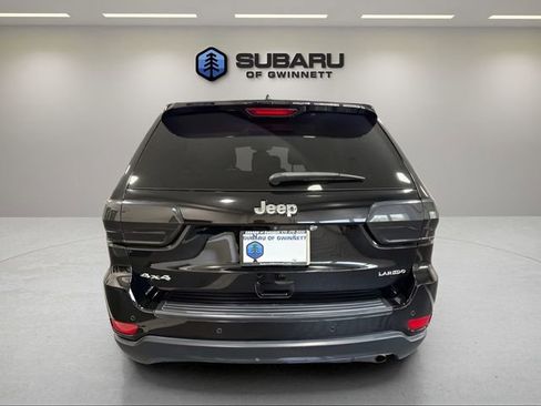 Used 2018 Jeep Grand Cherokee Laredo AWD/4WD image 4
