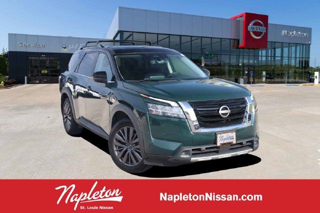 Used 2023 Nissan Pathfinder SL w/ SL Premium Package AWD/4WD image 1