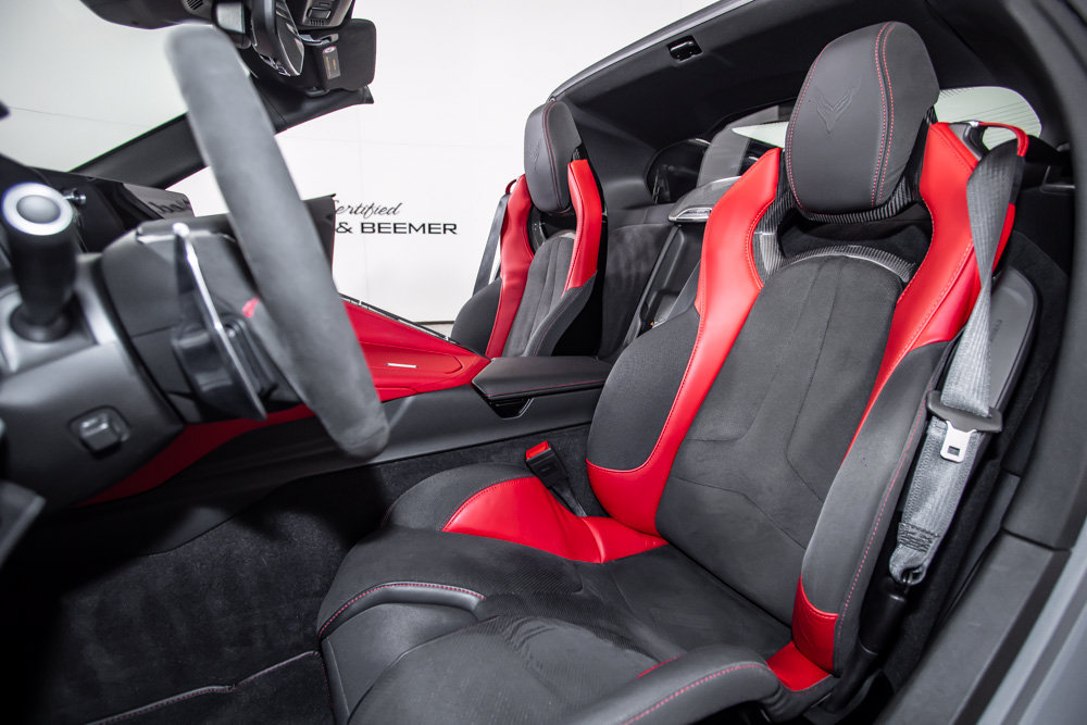 Used 2024 Chevrolet Corvette Stingray Preferred Cpe w/ Z51 Performance Package RWD image 15