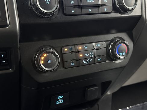 Used 2022 Ford F250 XLT image 18