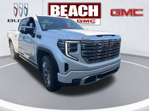 Used 2024 GMC Sierra 1500 Denali w/ Denali Reserve Package image 5