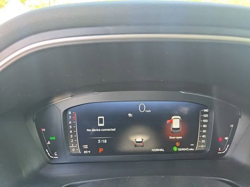 Used 2024 Honda Pilot Elite image 8