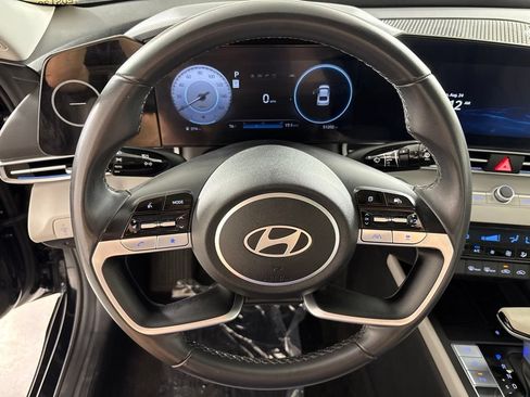 Used 2024 Hyundai Elantra Limited FWD image 27