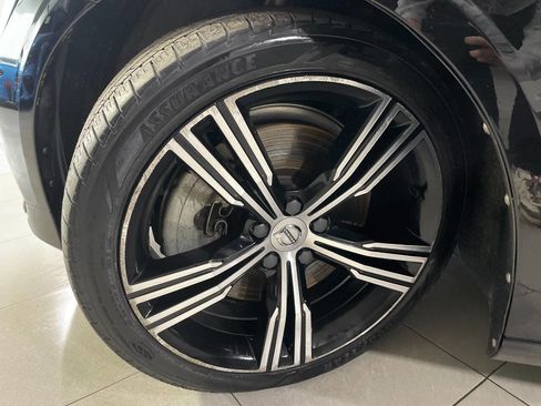 Used 2019 Volvo S60 T6 Inscription image 10