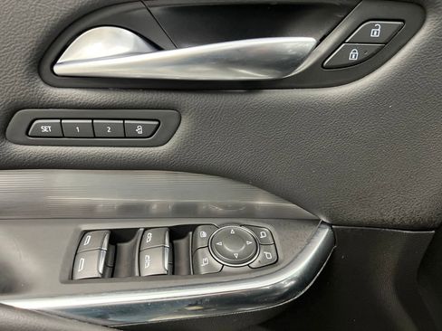 Used 2024 Cadillac XT4 Premium Luxury AWD/4WD image 12