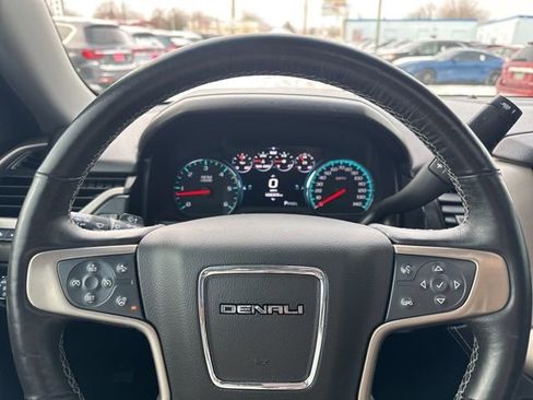 Used 2017 GMC Yukon Denali w/ Open Road Package image 5