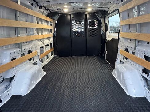 Used 2024 Ford Transit 250 Low Roof w/ Exterior Upgrade Package image 19