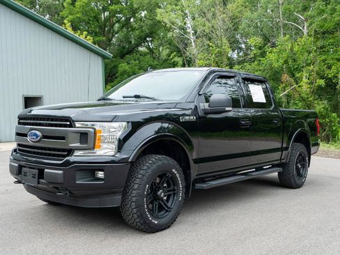 Used 2018 Ford F150 XLT w/ Equipment Group 302A Luxury AWD/4WD image 7