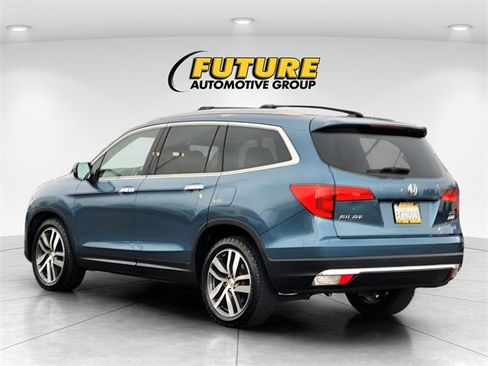 Used 2016 Honda Pilot Touring image 7