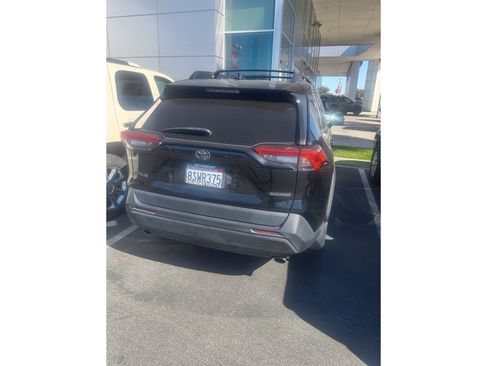 Certified 2019 Toyota RAV4 Adventure AWD/4WD image 5