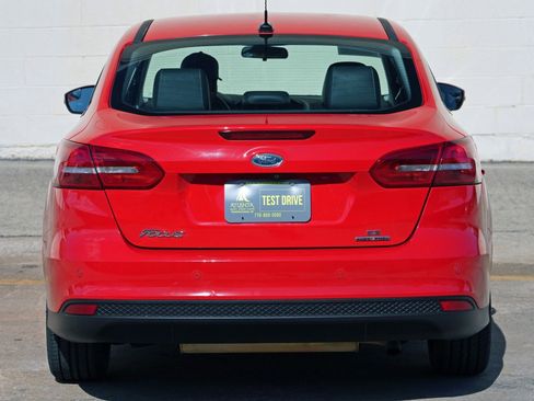 Used 2016 Ford Focus SE w/ Equipment Group 201A FWD image 43