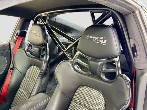 Used 2019 Porsche 911 GT3 RS w/ Weissach Package RWD image 17