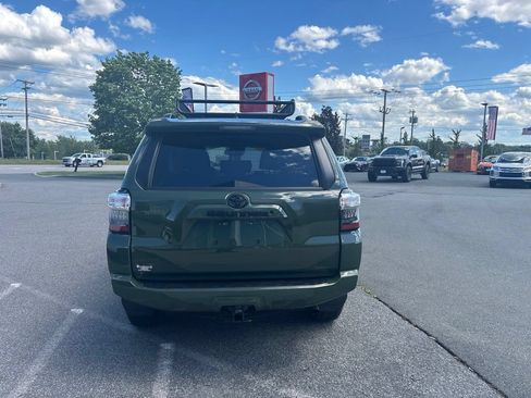 Used 2021 Toyota 4Runner Trail Special Edition AWD/4WD image 6