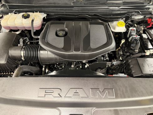 Used 2025 RAM 1500 Big Horn AWD/4WD image 46