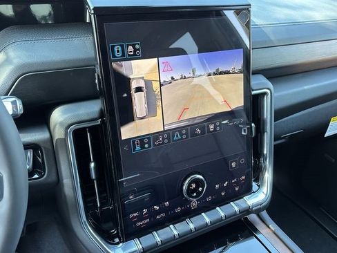 New 2026 GMC Yukon XL Denali w/ Denali Reserve Package image 14