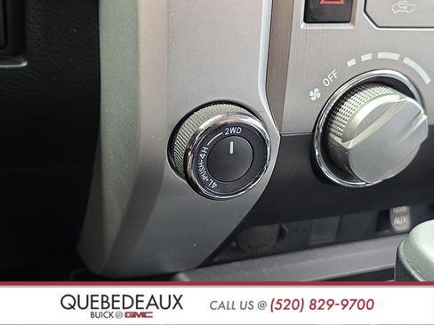 Used 2014 Toyota Tundra SR5 w/ SR5 Upgrade Package AWD/4WD image 17