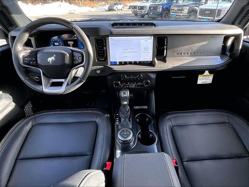 New 2025 Ford Bronco Badlands w/ Sasquatch Package image 6