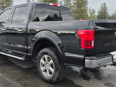 Used 2018 Ford F150 Lariat w/ Equipment Group 502A Luxury image 8