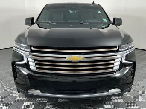 Used 2023 Chevrolet Tahoe High Country RWD image 3