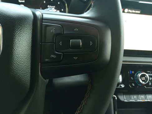 Used 2025 GMC Sierra 2500 AT4 w/ AT4 Premium Plus Package AWD/4WD image 25
