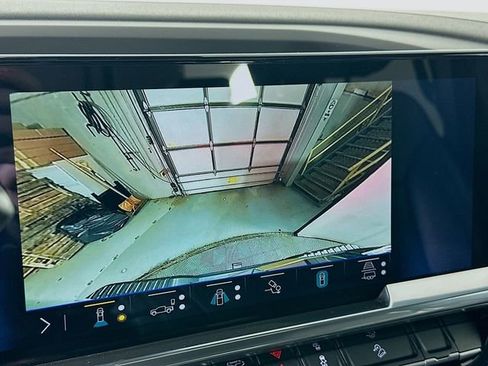 Used 2025 Chevrolet Silverado 2500 High Country w/ Technology Package image 15