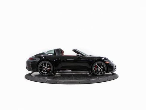 New 2026 Porsche 911 Targa 4S image 8