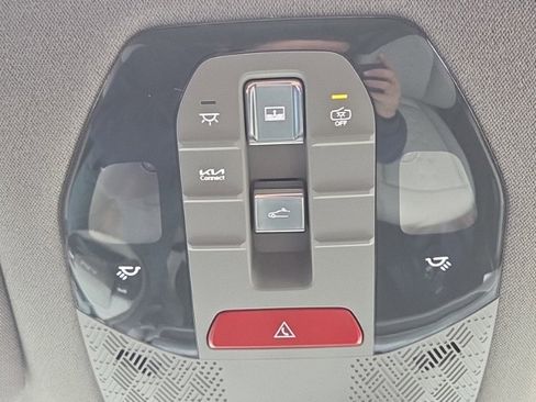 New 2026 Kia EV9 Wind image 52