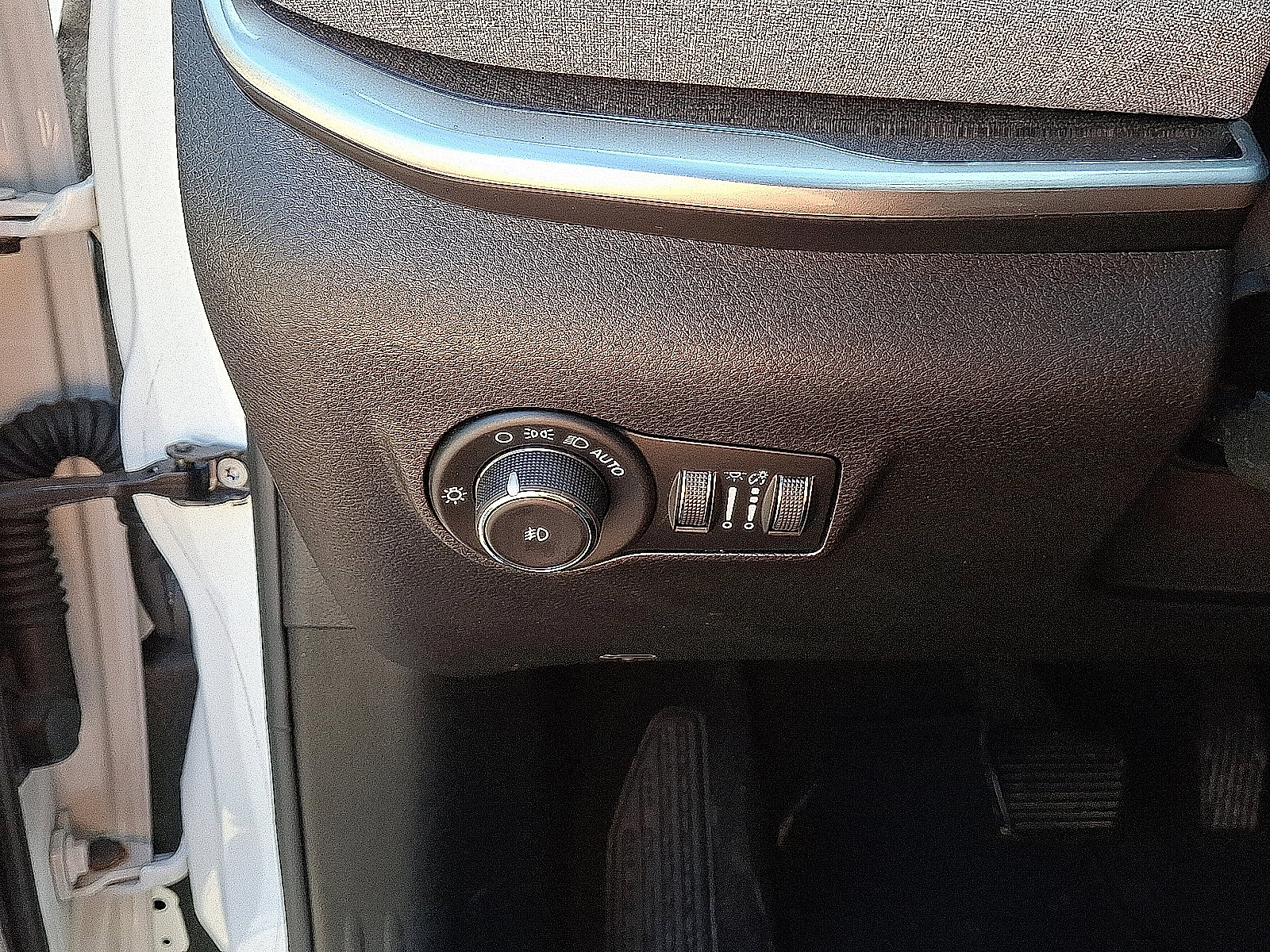 Certified 2023 Jeep Compass Latitude AWD/4WD image 25