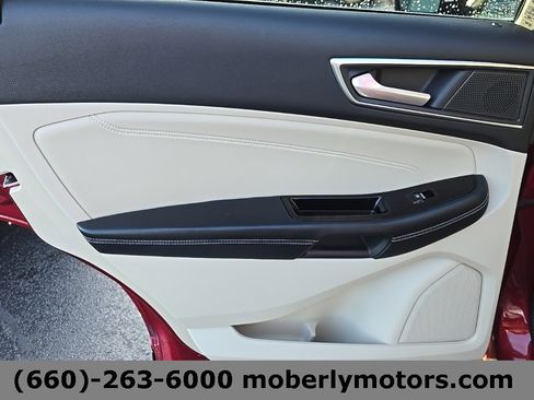 Used 2019 Ford Edge Titanium w/ Equipment Group 301A image 43