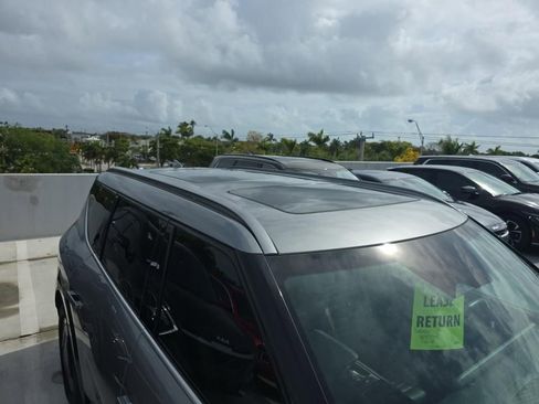 Certified 2024 Kia EV9 Land image 8