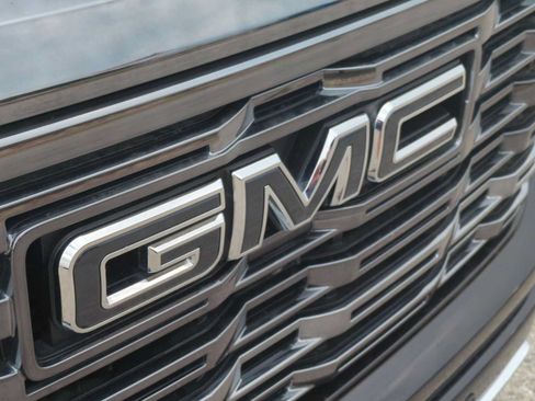 Used 2024 GMC Sierra 1500 Denali Ultimate AWD/4WD image 32