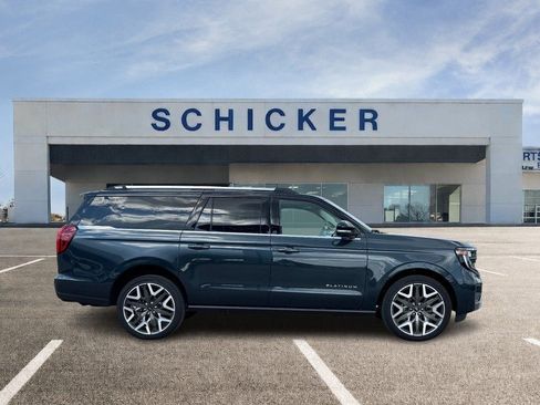 Used 2026 Ford Expedition Max Platinum w/ Platinum Ultimate Package AWD/4WD image 2