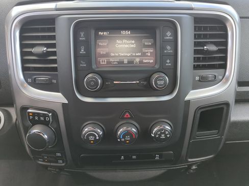 Used 2024 RAM 1500 Warlock AWD/4WD image 37