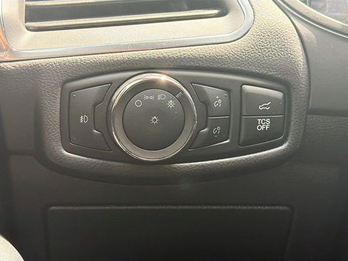 Used 2024 Ford Edge Titanium AWD/4WD image 10
