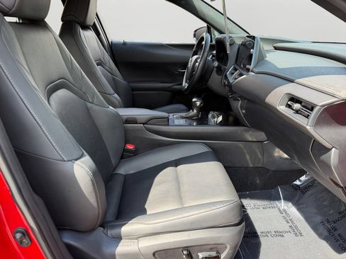 Certified 2024 Lexus UX 250h F Sport AWD/4WD image 9
