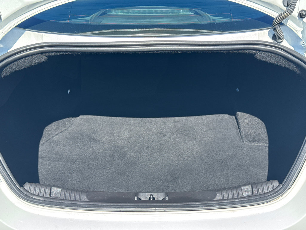 Used 2013 Jaguar XF RWD image 18