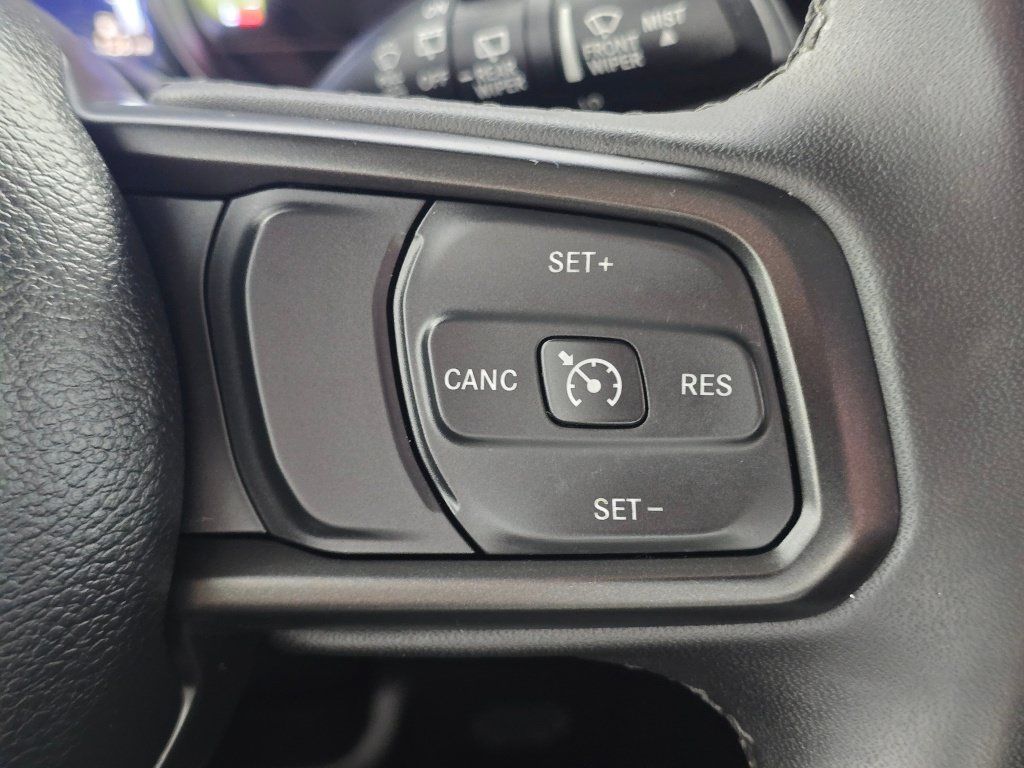 Used 2023 Jeep Wrangler Unlimited AWD/4WD image 43