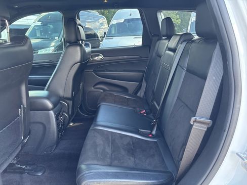 Used 2019 Jeep Grand Cherokee Altitude image 20