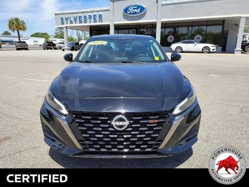 Used 2024 Nissan Altima 2.5 SR FWD image 10