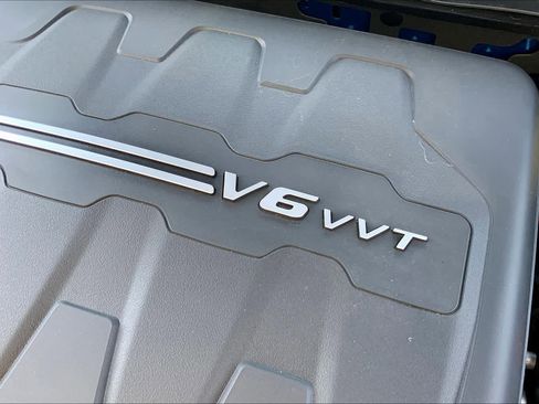 Used 2017 Jeep Cherokee Trailhawk w/ Comfort/Convenience Group image 32