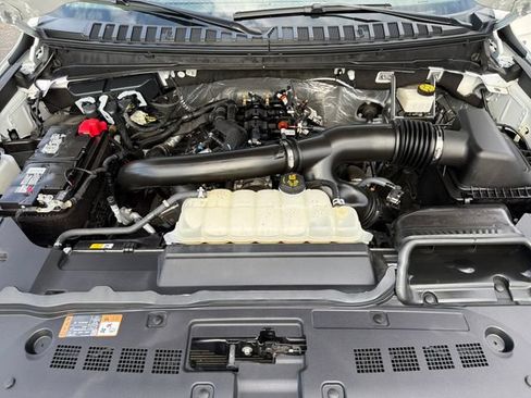 Used 2024 Lincoln Navigator Reserve AWD/4WD image 25