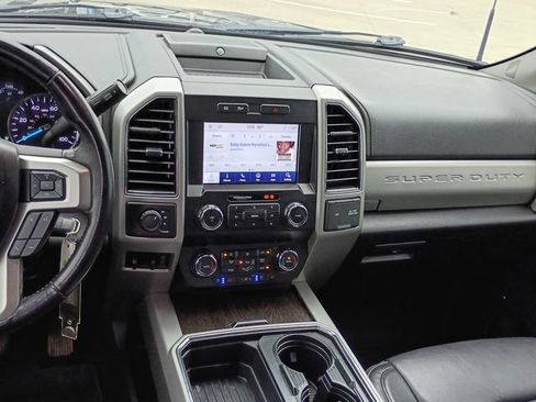 Used 2021 Ford F250 Lariat w/ Lariat Value Package AWD/4WD image 35