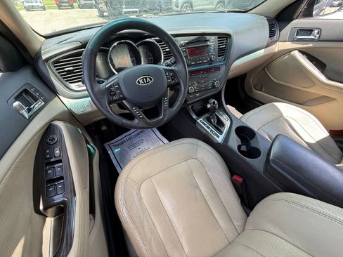 Used 2011 Kia Optima EX w/ Premium Pkg FWD image 16