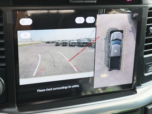 New 2025 Ford F150 Lariat w/ Equipment Group 502A High image 28