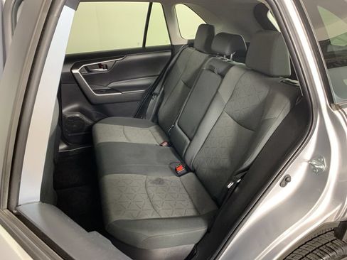 Used 2022 Toyota RAV4 XLE w/ Convenience Package AWD/4WD image 25