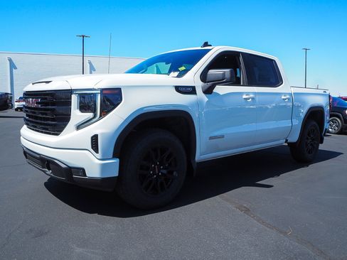 New 2025 GMC Sierra 1500 Elevation image 2